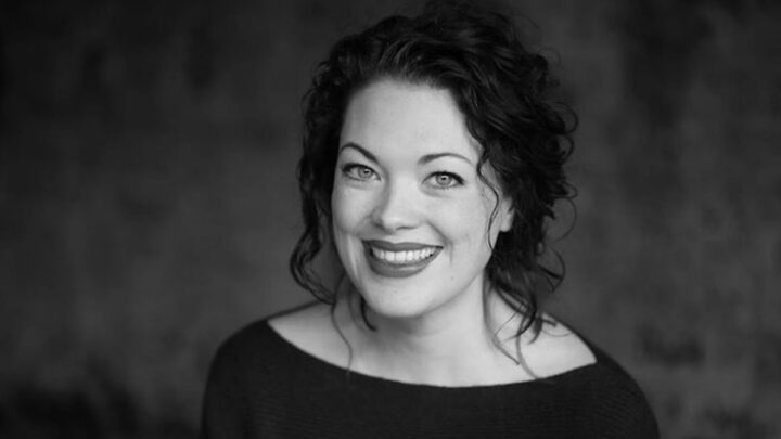 Headshot of script editor and development consultant Jessica jones article feature